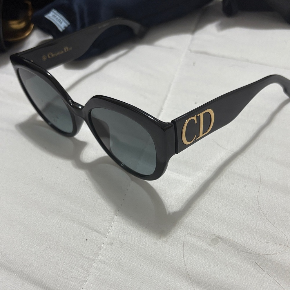 Dior Black Cat-Eye Sunglasses